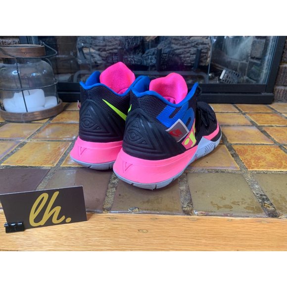 Mens 10 Nike Kyrie 5 “Just Do It” Athletic Basketball Sneakers AO2918-003 - Picture 6 of 9